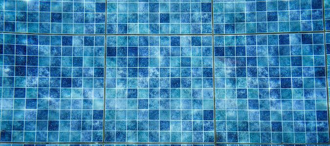 Proteger los oídos en las piscinas